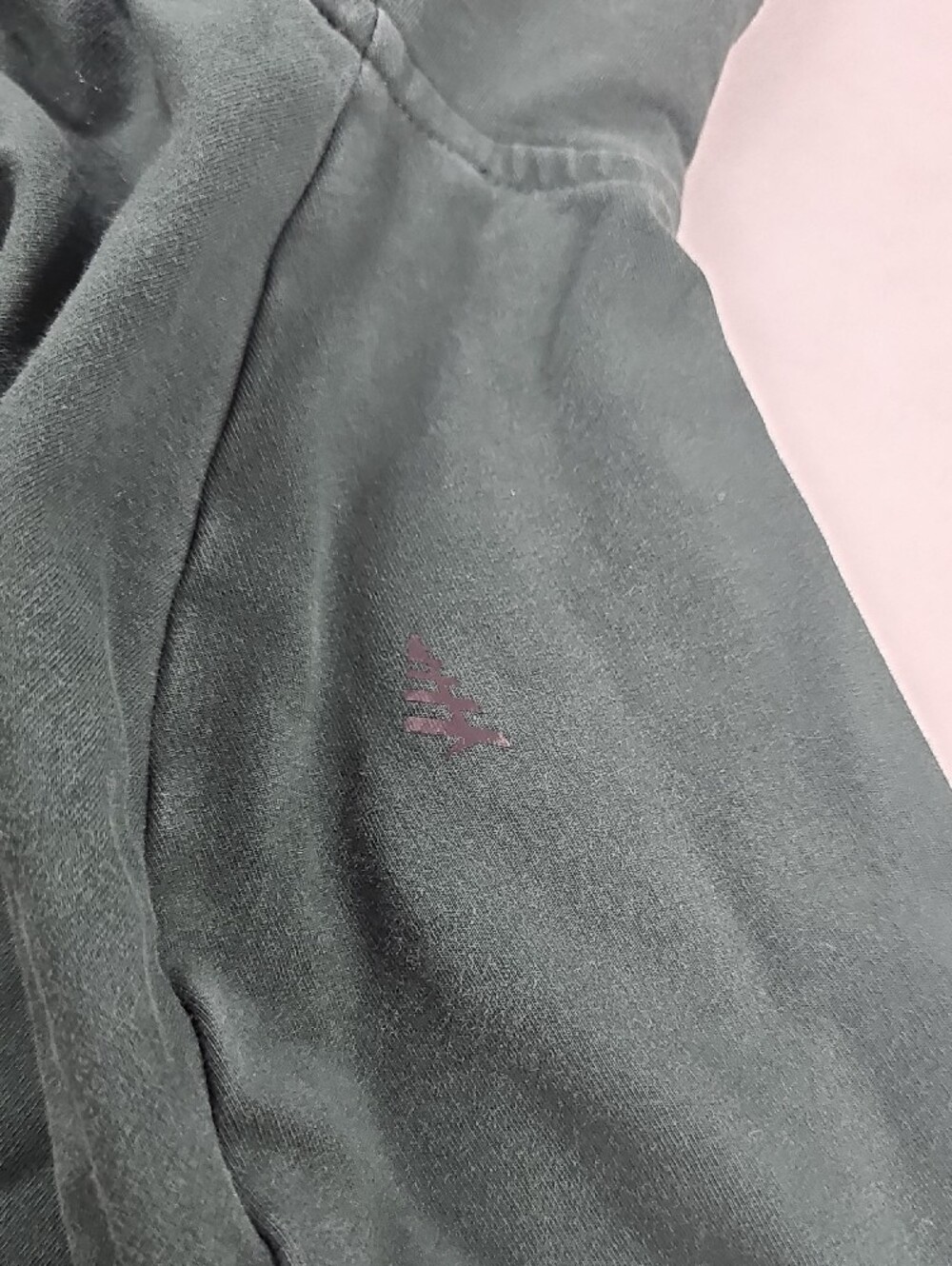 Greatness is a Process Green Men's Hoodie w/ Kangaroo Pocket Missing Drawstring - Picture 6 of 8